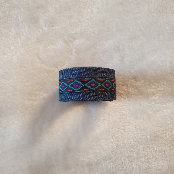 Wrist Slap - Picture 5 of 5